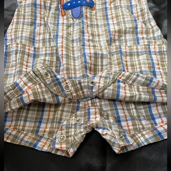 Carters Boys Romper 2 piece set Sz. 12 months - Picture 11 of 12